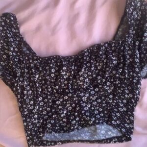 Floral Black and White Cropped Shirt